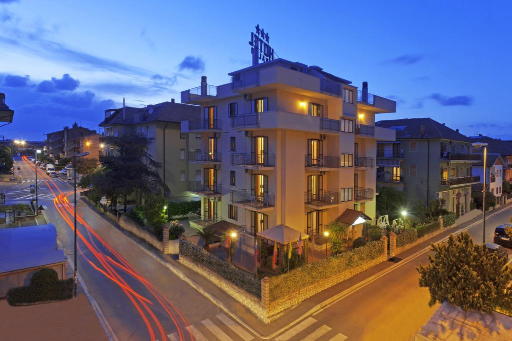 Hotel Corallo Albinia Zewnętrze zdjęcie