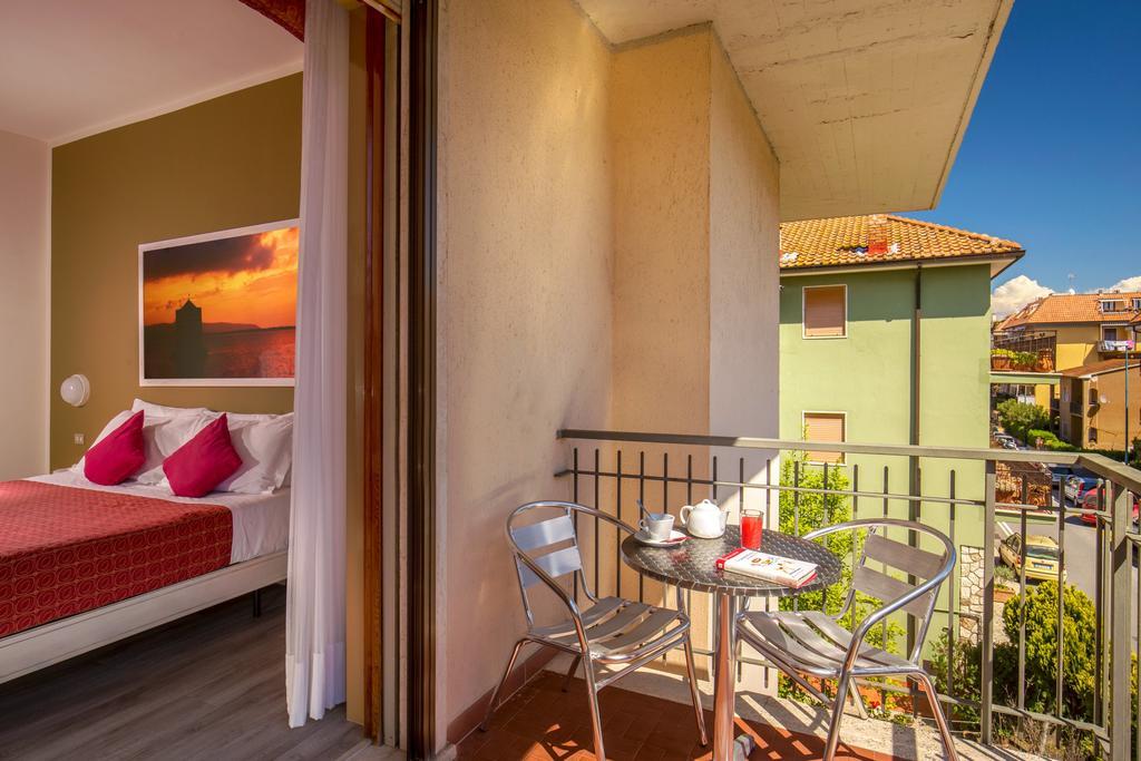 Hotel Corallo Albinia Zewnętrze zdjęcie