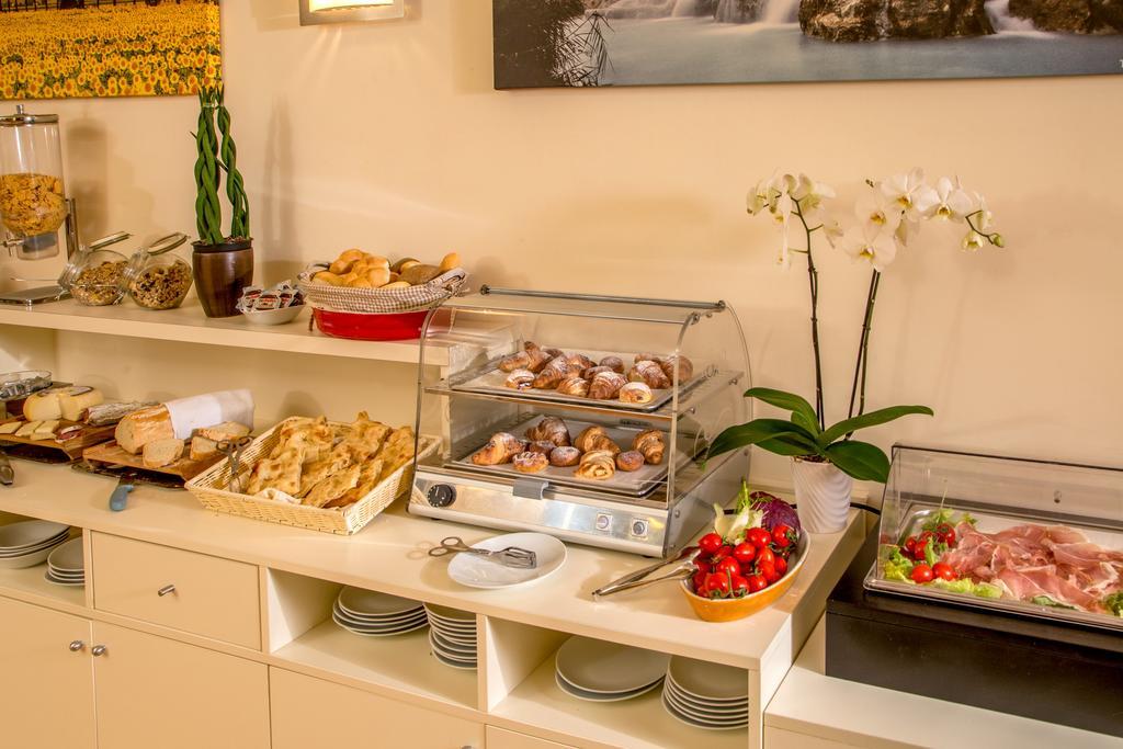 Hotel Corallo Albinia Zewnętrze zdjęcie